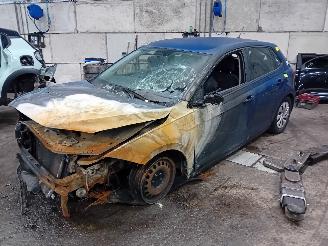 Sloopauto Volkswagen Polo Polo VI (AW1) Hatchback 5-drs 1.0 TSI 12V (DUSB) [70kW]  (06-2017/...)= 2019/5