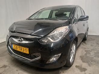 damaged passenger cars Hyundai Ix20 iX20 (JC) SUV 1.6i 16V (G4FC-G) [92kW]  (11-2010/07-2019) 2012/3