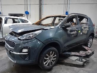 Démontage voiture Kia Sportage Sportage (QL) Terreinwagen 1.6 T-GDI 16V 4x4 (G4FJ) [130kW]  (09-2015/=
09-2022) 2019/12