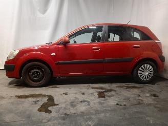 Kia Rio Rio II (DE) Hatchback 1.4 16V (G4EE) [71kW]  (03-2005/12-2011) picture 4