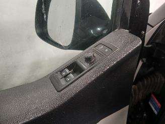 Volkswagen Transporter Transporter T6 Van 2.0 TDI DRF (CAAC(Euro 5)) [103kW]  (04-2015/12-201=
9) picture 13