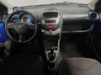 Toyota Aygo Aygo (B10) Hatchback 1.0 12V VVT-i (1KR-FE) [50kW]  (07-2005/05-2014) picture 11