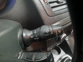 Renault Mégane Megane III Grandtour (KZ) Combi 5-drs 1.5 dCi 90 (K9K-834(K9K-H8)) [66=
kW]  (05-2009/04-2016) picture 14