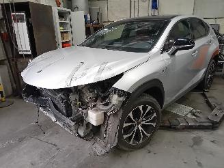 demontáž osobní automobily Lexus NX NX I (Z1) SUV 300h 2.5 16V 4x4 (2ARFXE) [145kW]  (07-2014/...) 2016/3