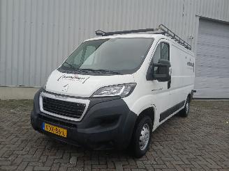 krockskadad bil auto Peugeot Boxer Boxer (U9) Van 2.2 Blue HDi 140 (DW12RUD(4HB)) [103kW]  (07-2019/...) 2020/1