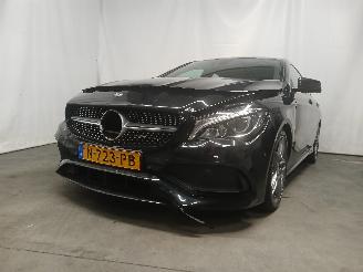 krockskadad bil auto Mercedes Cla-klasse CLA Shooting Brake (117.9) Combi 1.6 CLA-180 16V (M270.910) [90kW]  (0=
1-2015/03-2019) 2018/3