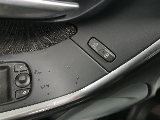 Volvo V-60 V60 I (FW/GW) Combi 1.6 T3 16V (B4164T3(Euro 5)) [110kW]  (09-2010/12-=
2015) picture 14