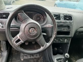 Volkswagen Polo Polo V (6R) Hatchback 1.2 TDI 12V BlueMotion (CFWA(Euro 5)) [55kW]  (1=
0-2009/05-2014) picture 12