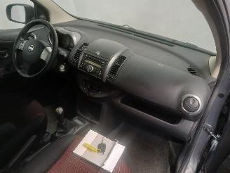 Nissan Note Note (E11) MPV 1.6 16V (HR16DE) [81kW]  (03-2006/06-2012) picture 8