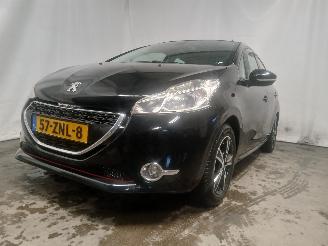 uszkodzony samochody osobowe Peugeot 208 208 I (CA/CC/CK/CL) Hatchback 1.2 Vti 12V PureTech 82 (EB2F(HMZ)) [60k=
W]  (03-2012/12-2019) 2013/1