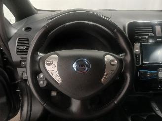 Nissan Leaf Leaf (ZE0) Hatchback Leaf (EM61) [80kW]  (11-2010/12-2017) picture 18