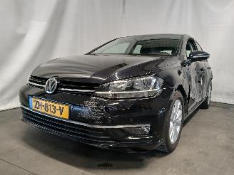 skadebil auto Volkswagen Golf Golf VII (AUA) Hatchback 1.0 TSI 12V BlueMotion (DKRF) [85kW]  (05-201=
5/08-2020) 2019/5