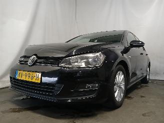 Vaurioauto  passenger cars Volkswagen Golf Golf VII (AUA) Hatchback 1.0 TSI 12V BlueMotion (CHZD) [85kW]  (05-201=
5/08-2020) 2017/1