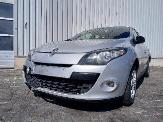  Renault Mégane Megane III Berline (BZ) 5-deurs 1.5 dCi 110 (K9K-636) [81kW]  (04-2011=
/...) 2011/5