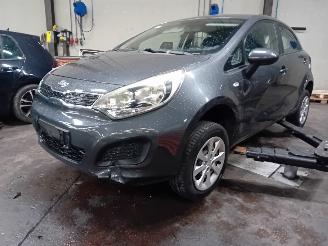 Purkuautot passenger cars Kia Rio Rio III (UB) Hatchback 1.2 CVVT 16V (G4LA5) [63kW]  (09-2011/12-2017) 2013/1