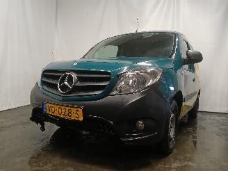 krockskadad bil auto Mercedes Citan Citan (415.6) Van 1.5 108 CDI (OM607.951(K9K)) [55kW]  (11-2012/08-202=
1) 2013/5