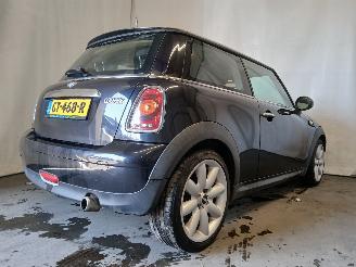 Mini Mini Mini (R56) Hatchback 1.6 16V Cooper (N12-B16A) [88kW]  (10-2006/02-201=
2) picture 6
