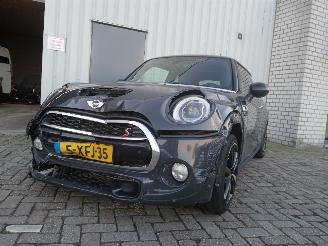 krockskadad bil auto Mini Mini Mini (F56) Hatchback 3-drs 2.0 16V Cooper S (B48A20A) [141kW]  (12-201=
3/...) 2014/7