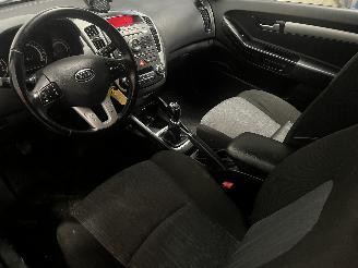 Kia Cee d Pro cee'd (EDB3) Hatchback 3-drs 1.4 CVVT 16V (G4FA) [66kW]  (06-2010/=
09-2012) picture 18