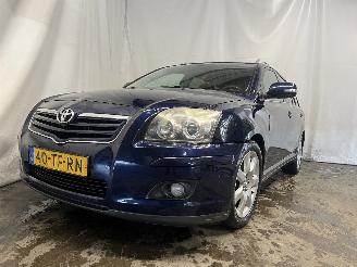 Auto incidentate Toyota Avensis Avensis Wagon (T25/B1E) Combi 2.0 16V VVT-i D4 (1AZFSE) [108kW]  (04-2=
003/11-2008) 2006/8