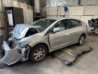 Salvage car Honda Insight Insight (ZE2) Hatchback 1.3 16V VTEC (LDA3(Euro 5)) [65kW]  (04-2009/0=
2-2014) 2010/3