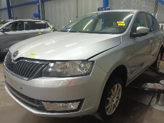 Vrakbiler auto Skoda Rapid Rapid Spaceback Combi 1.4 TSI 16V (CAXA) [90kW]  (07-2012/06-2015) 2014/1