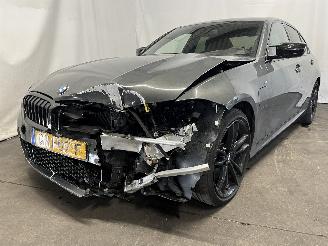 Damaged car BMW 3-serie 3 serie (G20) Sedan 330e 2.0 TwinPower Turbo 16V (B48-B20A) [215kW]  (=
07-2019/...) 2020/1