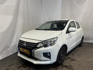 krockskadad bil auto Mitsubishi Space-star Space Star (A0) Hatchback 1.0 12V (3A90(Euro 5)) [52kW]  (05-2012/...)= 2020/11