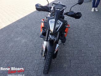 KTM  890 Adventure S picture 7