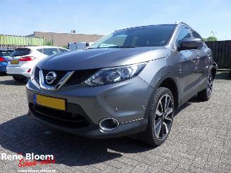Auto incidentate Nissan Qashqai 1.2 Tekna 116pk Leder Navi 2017/5