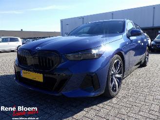 Unfallwagen BMW 5-serie 550e X-Drive 489pk Full Option 2025/2
