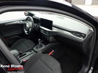 Ford Focus 1.0 Ecoboost Hybrid Titanium picture 10