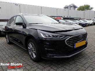 Ford Focus 1.0 Ecoboost Hybrid Titanium picture 5