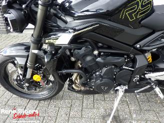Triumph Street Triple 765 RS picture 12