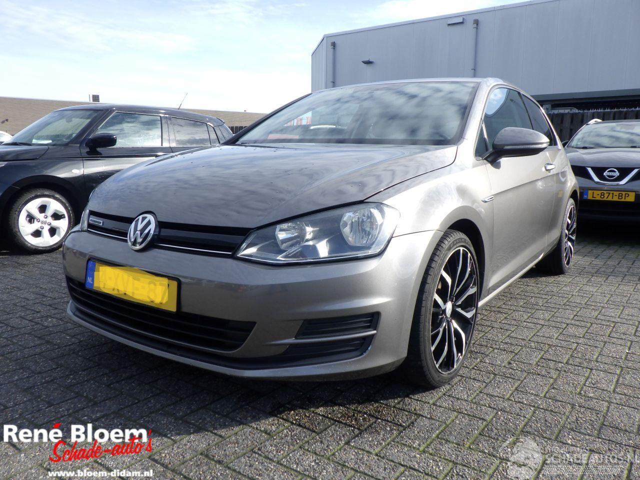 Volkswagen Golf 1.6 TDI Trendline Blue Motion Clima