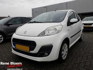 krockskadad bil auto Peugeot 107 1.0 Active Airco 2012/8