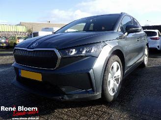 krockskadad bil auto Skoda Enyaq IV 60 179pk Navi 2021/7