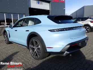 Porsche Taycan 4 Cross Turismo picture 2
