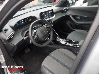 Peugeot e-2008 EV Allure 50kwh  Aut. picture 18