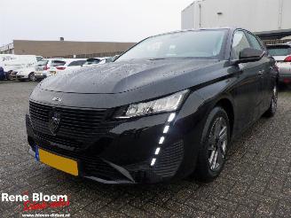 damaged passenger cars Peugeot 308 1.2 Puretech Business Navi 131pk 2024/10