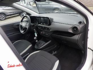 Hyundai I-10 Comfort 5drs Airco picture 12