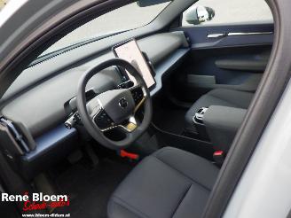 Volvo EX30 Single motor Extended range Core 69kWh 272pk picture 15