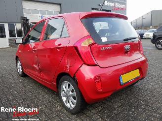 Kia Picanto 1.0 CVVT Plus Pack Airco 5drs picture 2