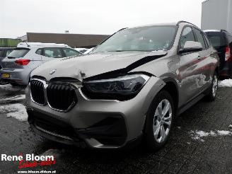 Vaurioauto  passenger cars BMW X1 XDRIVE25E High Executive Automaat 2021/2