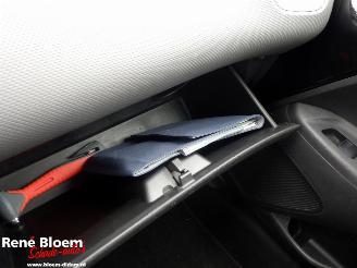 Peugeot 108 1.0 e-VTi Active 5drs Carplay picture 15