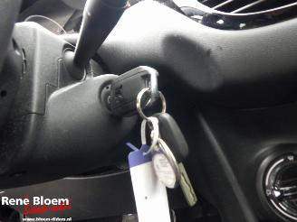 Peugeot 208 1.2 PureTech Active picture 23