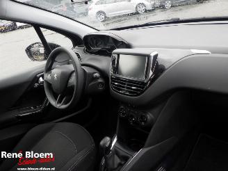 Peugeot 208 1.2 PureTech Active picture 15