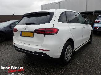 Avarii autoturisme Mercedes B-klasse B200d 150pk Automat 2022/5