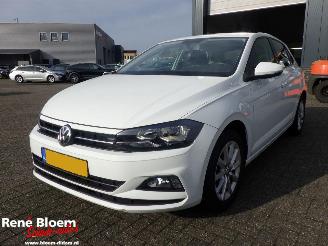 Vaurioauto  passenger cars Volkswagen Polo 1.0 TSI Comfortline Business 5drs Navi 2018/11