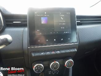 Renault Clio 1.0 TCe 90 Equilibre picture 13